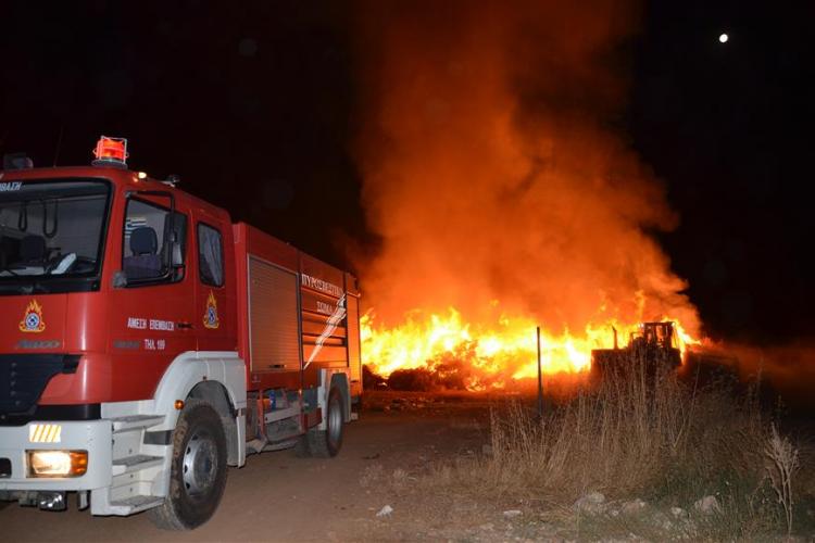 Πεντέλη: Εικόνες καταστροφής από τη μεγάλη φωτιά, Ανθούσα, Παλλήνη, Γέρακας 