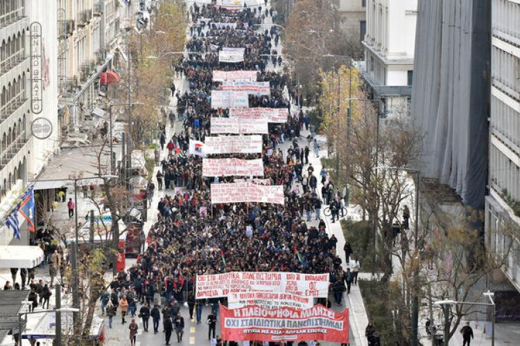 «Κλειστή» η Αθήνα σήμερα: Πορείες για τα ιδιωτικά πανεπιστήμια και την ημέρα της γυναίκας