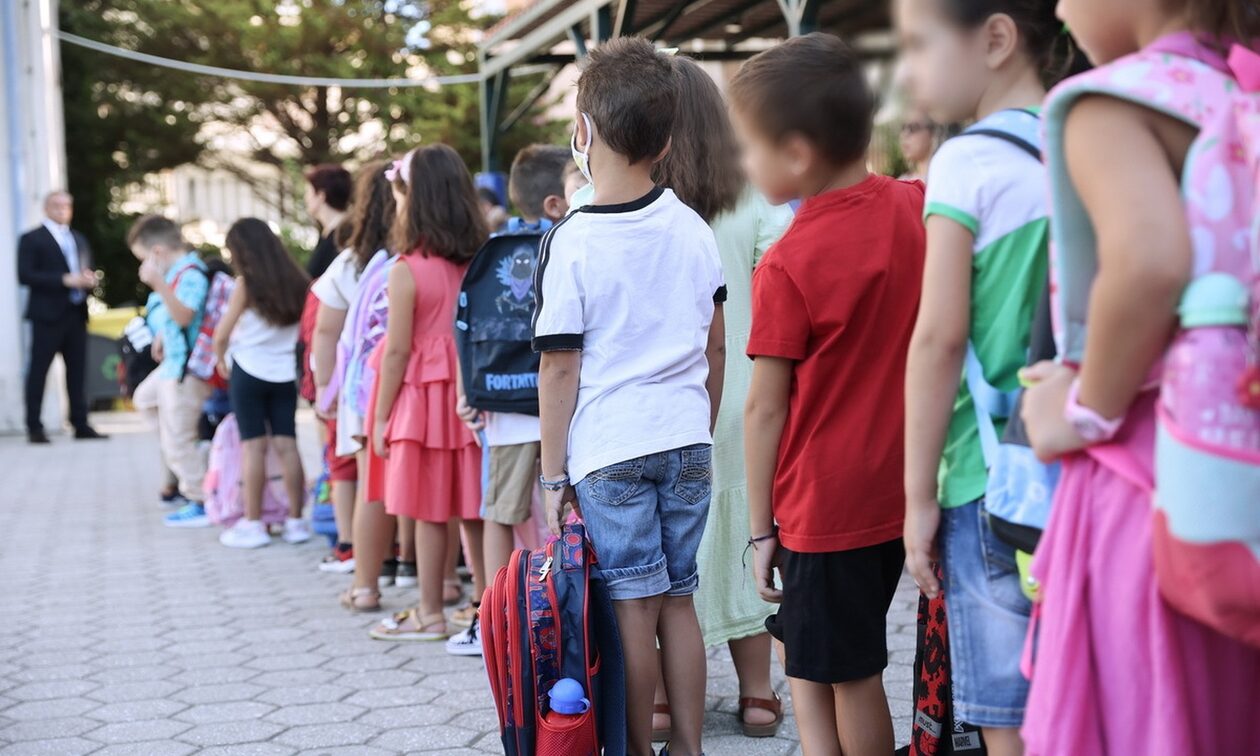 Ευχές για τη νέα σχολική χρονιά από την ΕΝΩΣΗ ΣΥΛΛΟΓΩΝ ΓΟΝΕΩΝ ΚΑΙ ΚΗΔΕΜΟΝΩΝ